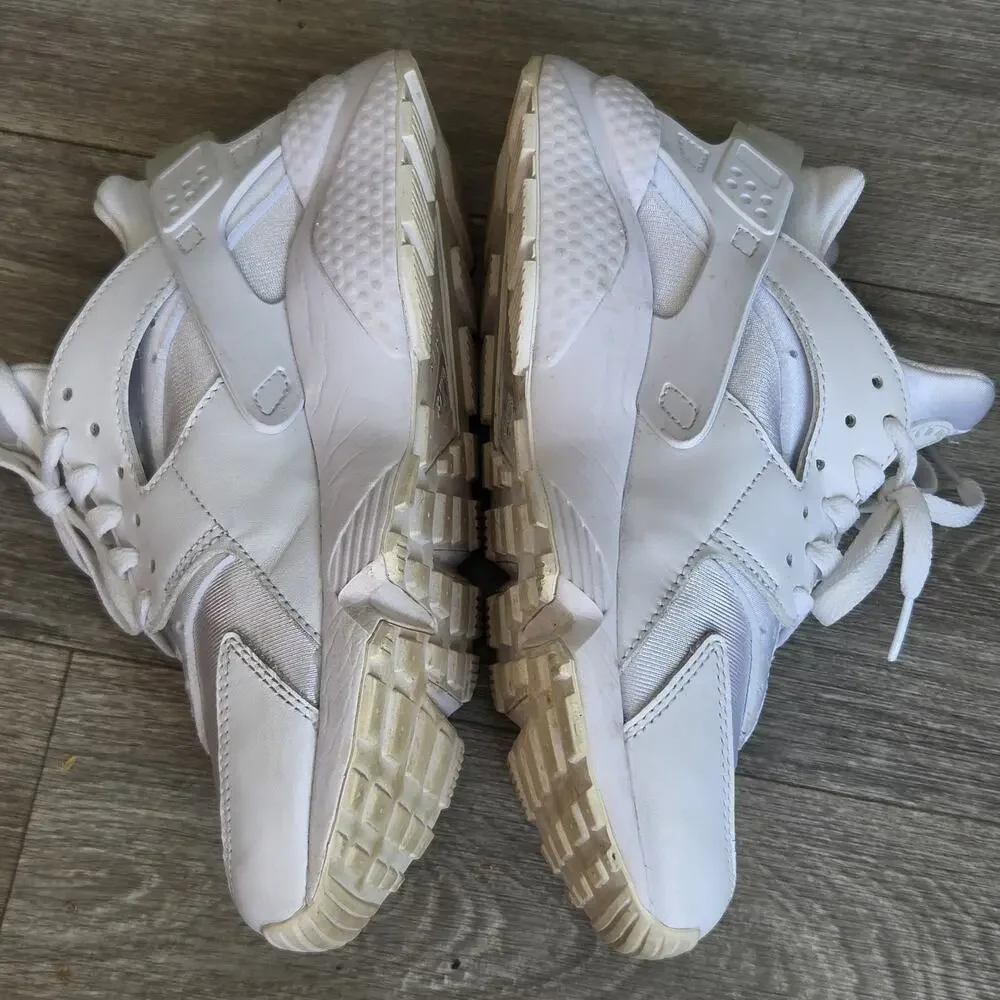 B2 Nike Air Huarache Triple White Women's US 7 Running Shoes (DD1068-102)